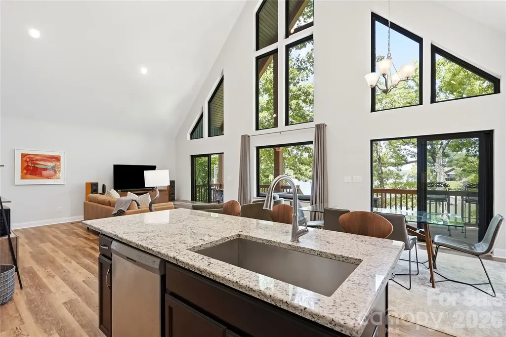 18532 Rosapenny Road Charlotte NC 28278