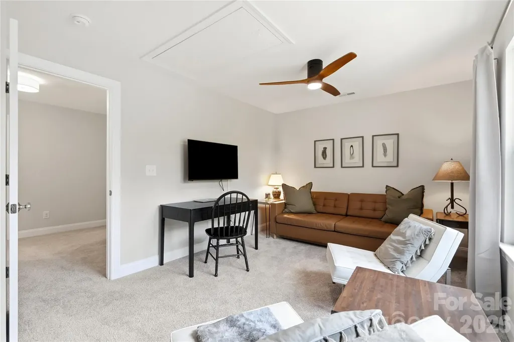 18532 Rosapenny Road Charlotte NC 28278