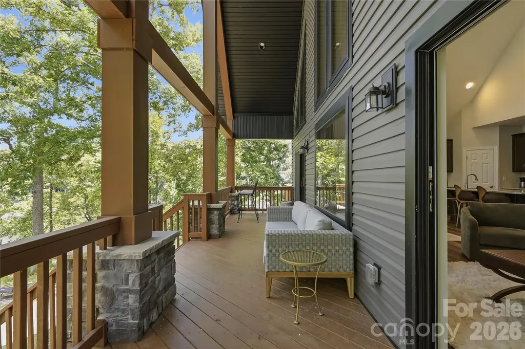18532 Rosapenny Road Charlotte NC 28278