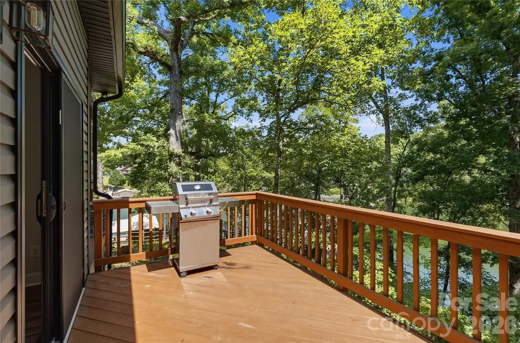 18532 Rosapenny Road Charlotte NC 28278