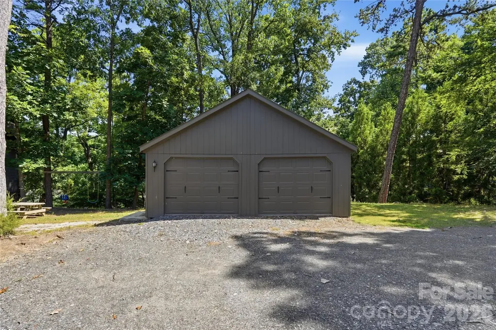 18532 Rosapenny Road Charlotte NC 28278