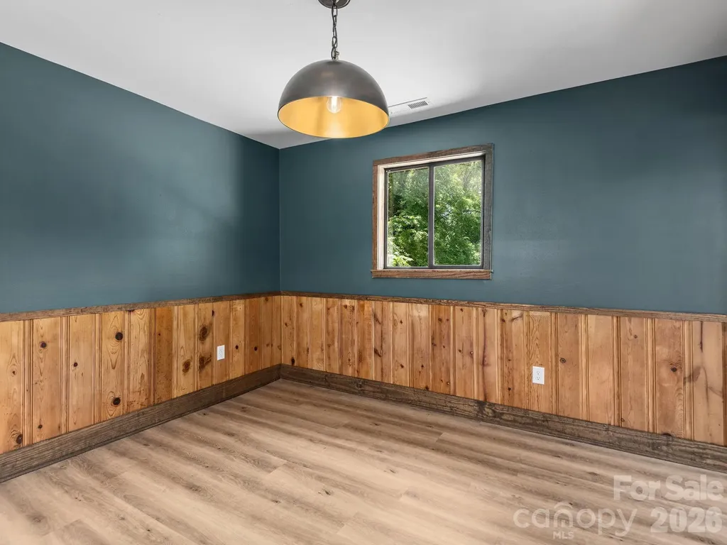 78 Travis Street Clyde NC 28721