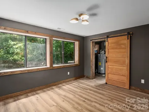 78 Travis Street Clyde NC 28721
