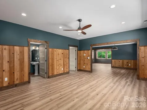 78 Travis Street Clyde NC 28721