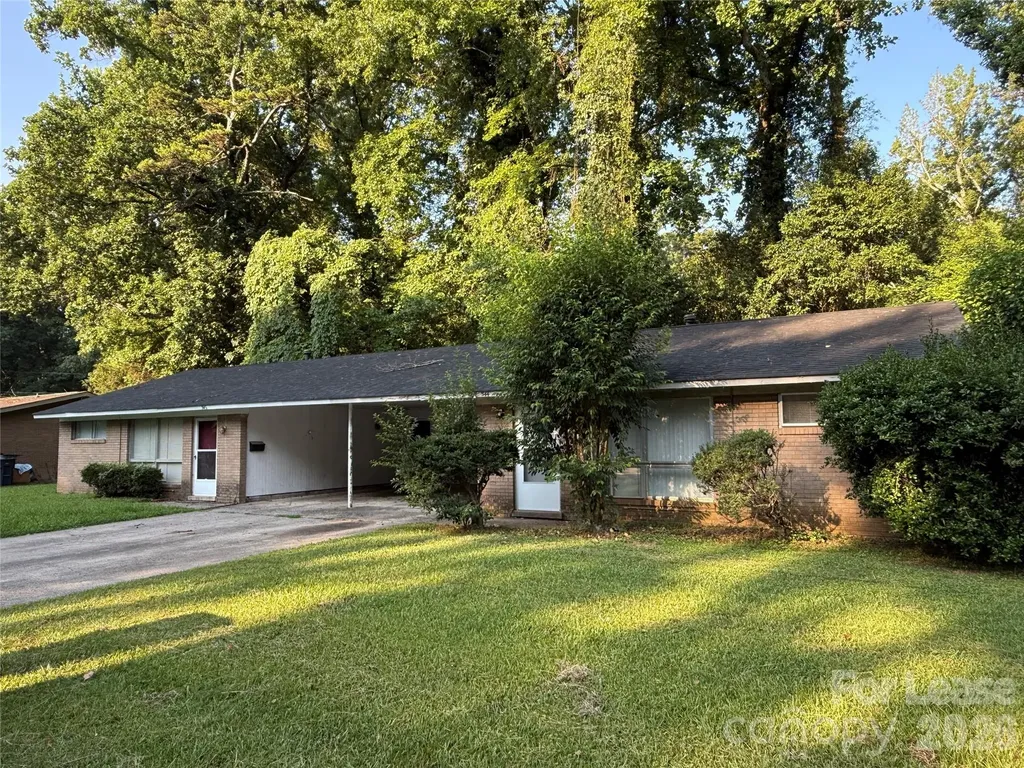 544 Blendwood Drive Charlotte NC 28215