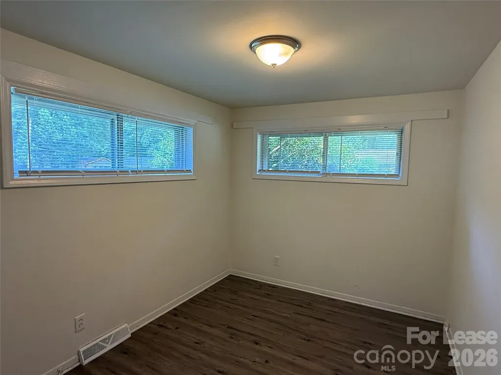 544 Blendwood Drive Charlotte NC 28215