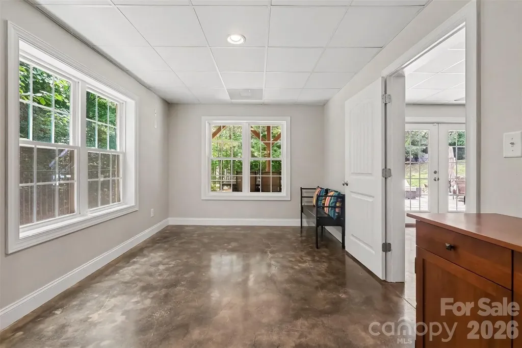 765 Sloan Street Denver NC 28037