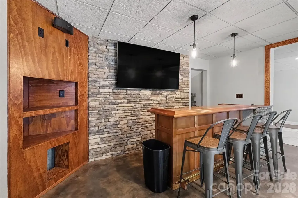 765 Sloan Street Denver NC 28037