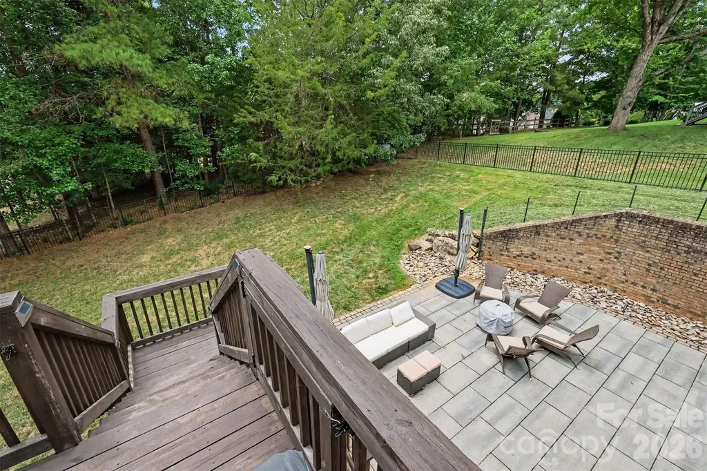 765 Sloan Street Denver NC 28037