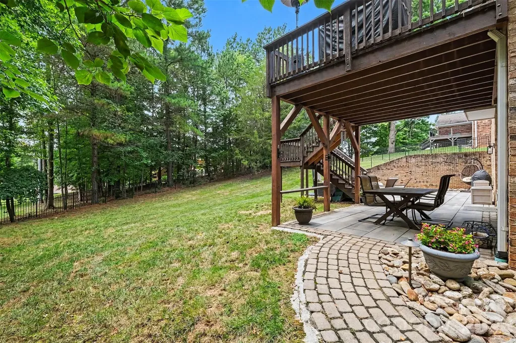 765 Sloan Street Denver NC 28037