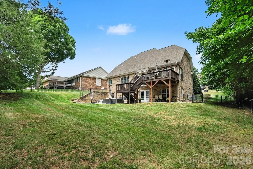 765 Sloan Street Denver NC 28037