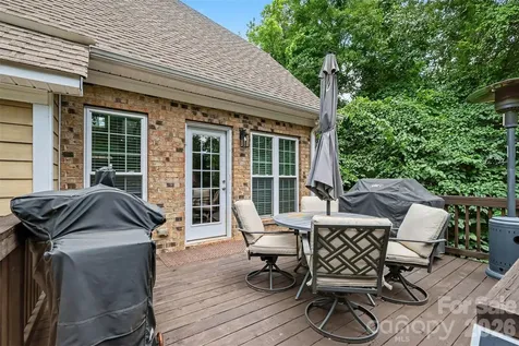 765 Sloan Street Denver NC 28037