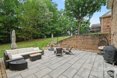 765 Sloan Street Denver NC 28037