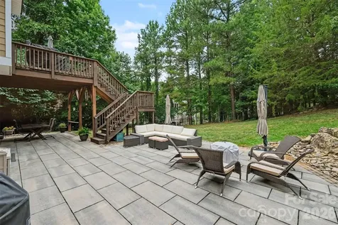765 Sloan Street Denver NC 28037