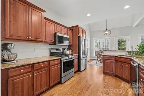 765 Sloan Street Denver NC 28037