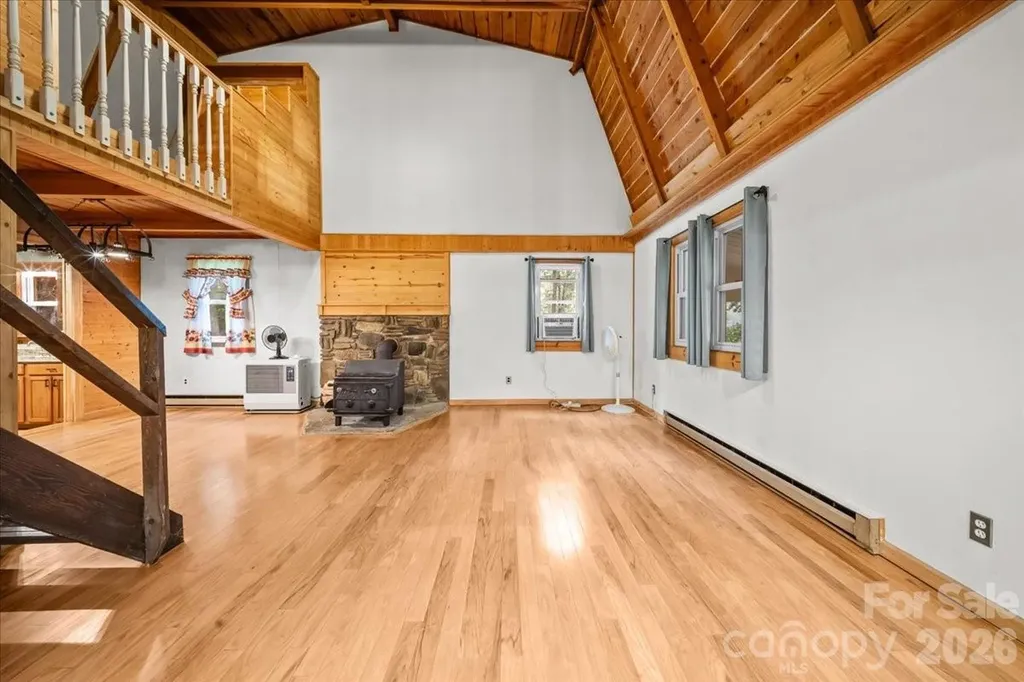371 Patton Valley Drive Nebo NC 28761