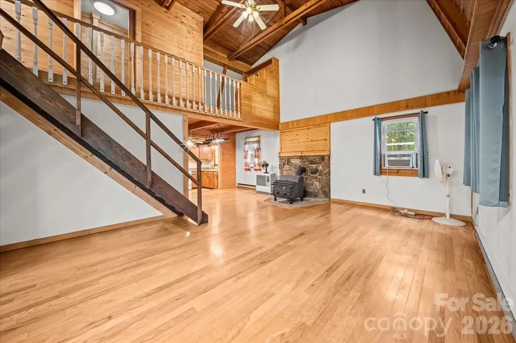 371 Patton Valley Drive Nebo NC 28761