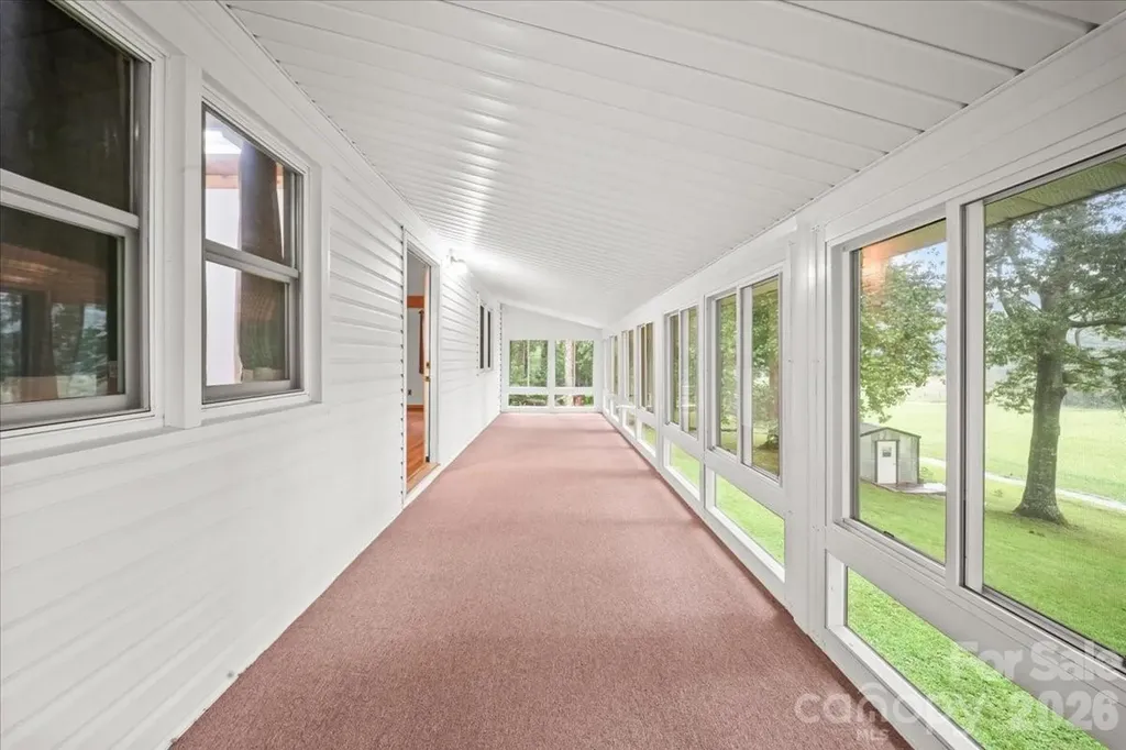 371 Patton Valley Drive Nebo NC 28761