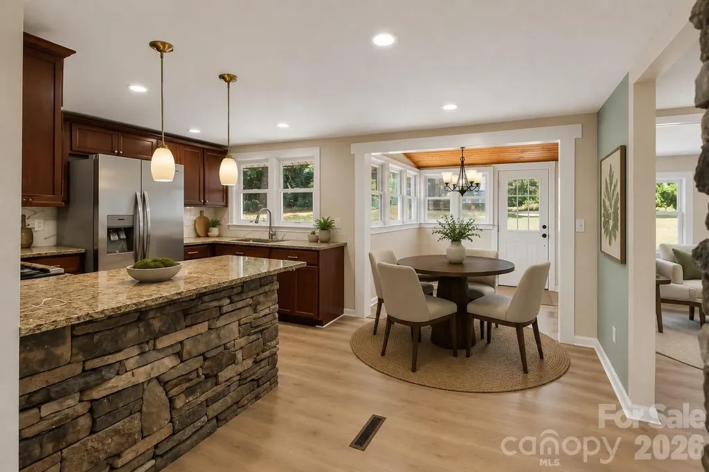 136 W Wilhemenia Street Marion NC 28752