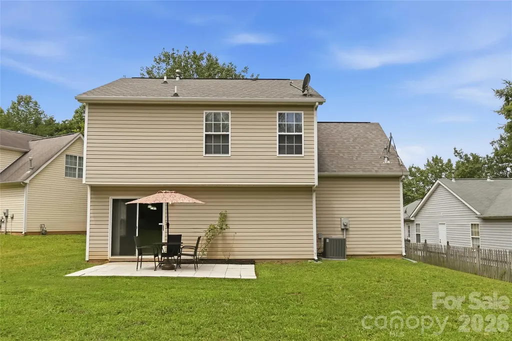 1610 Elk Creek Court Charlotte NC 28214