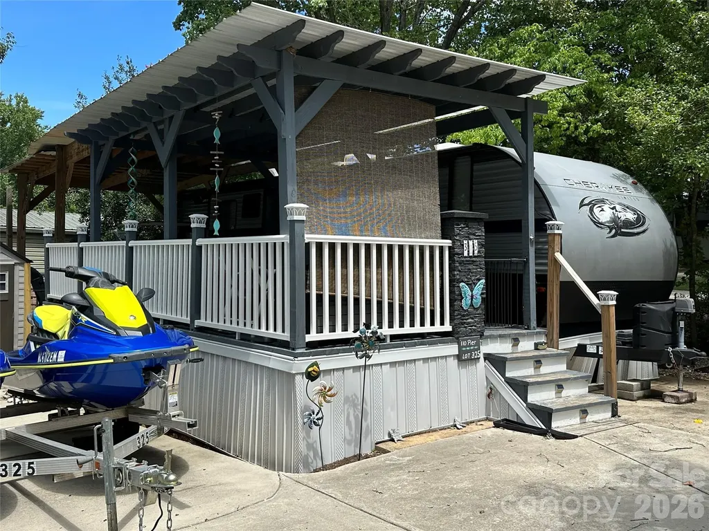 110 Pier Avenue New London NC 28127