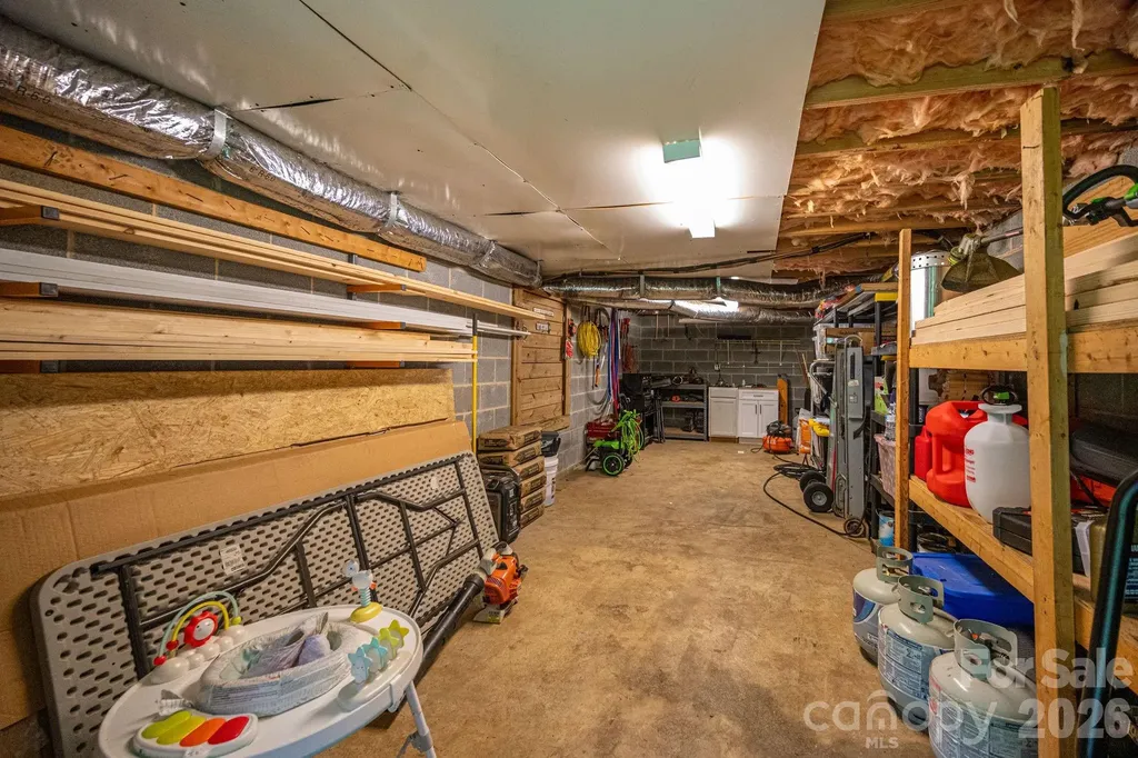 142 Azalea Drive Connelly Springs NC 28612