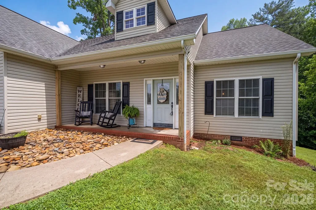 142 Azalea Drive Connelly Springs NC 28612