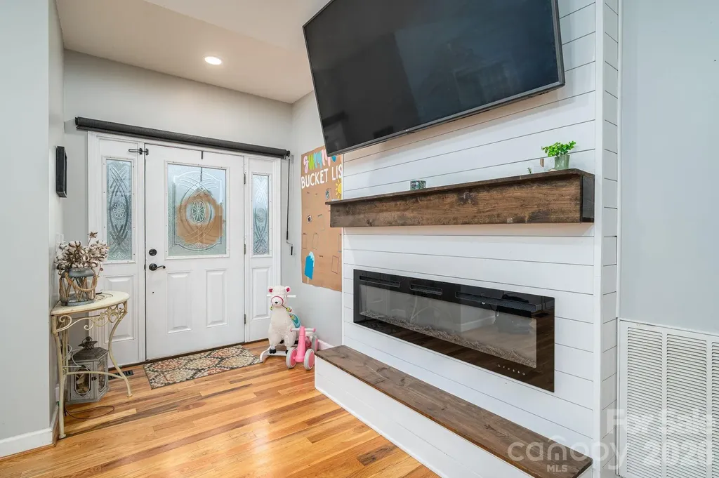 142 Azalea Drive Connelly Springs NC 28612