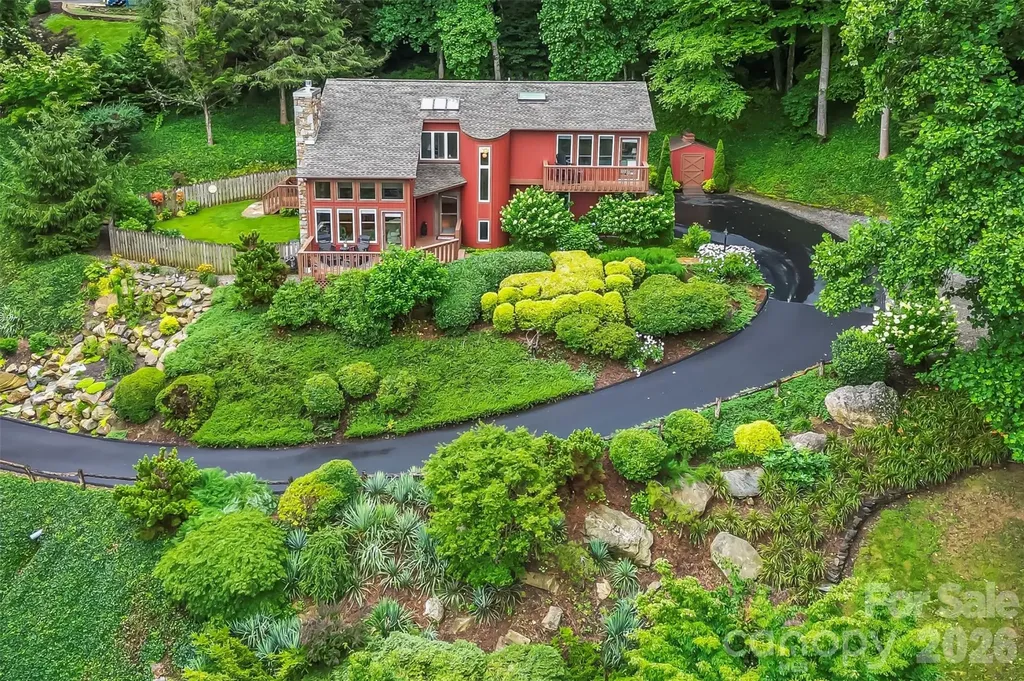 121 Stonecrest Drive Asheville NC 28803