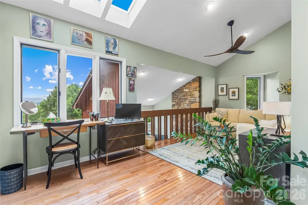 121 Stonecrest Drive Asheville NC 28803
