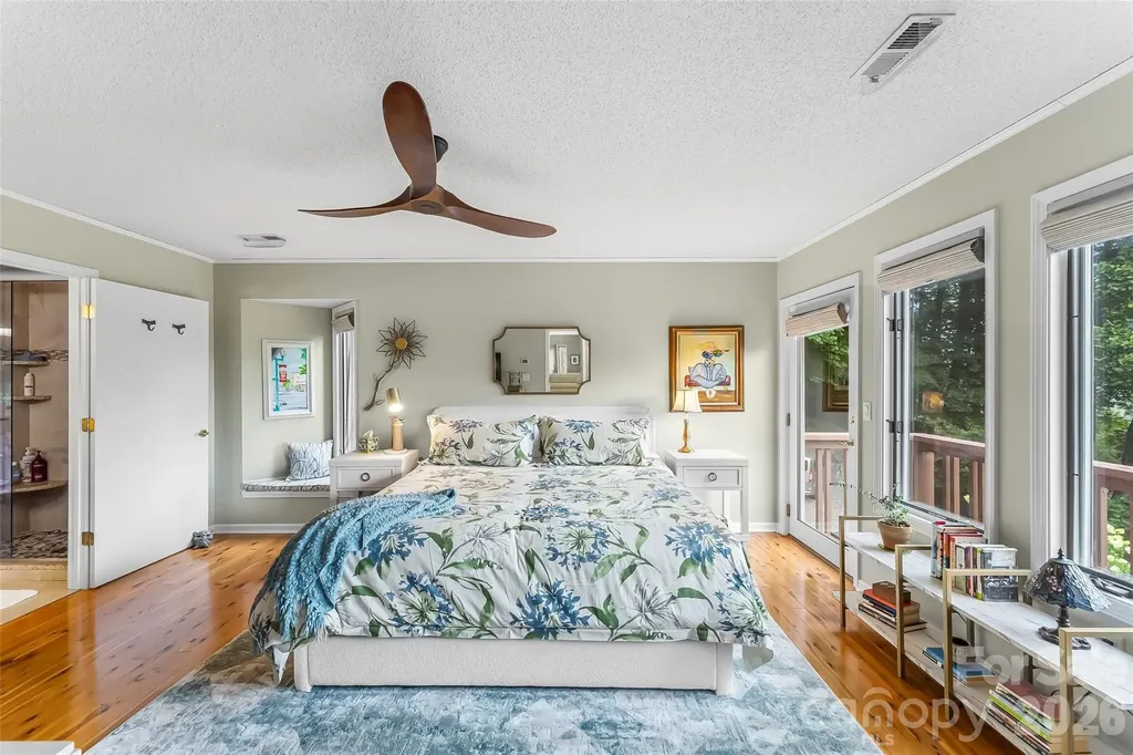 121 Stonecrest Drive Asheville NC 28803