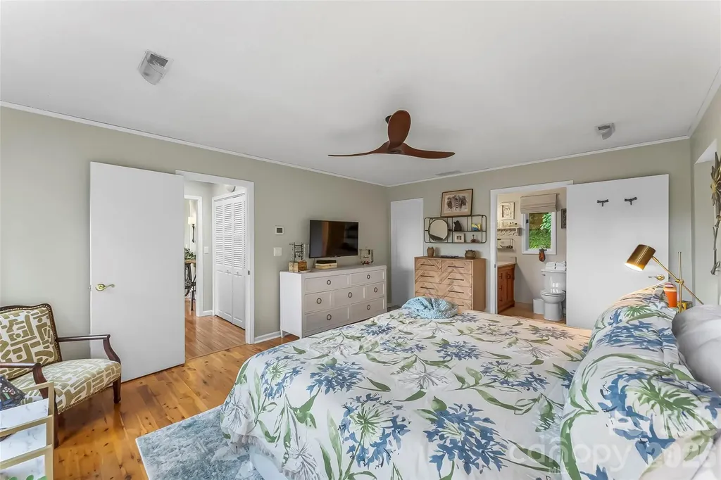 121 Stonecrest Drive Asheville NC 28803