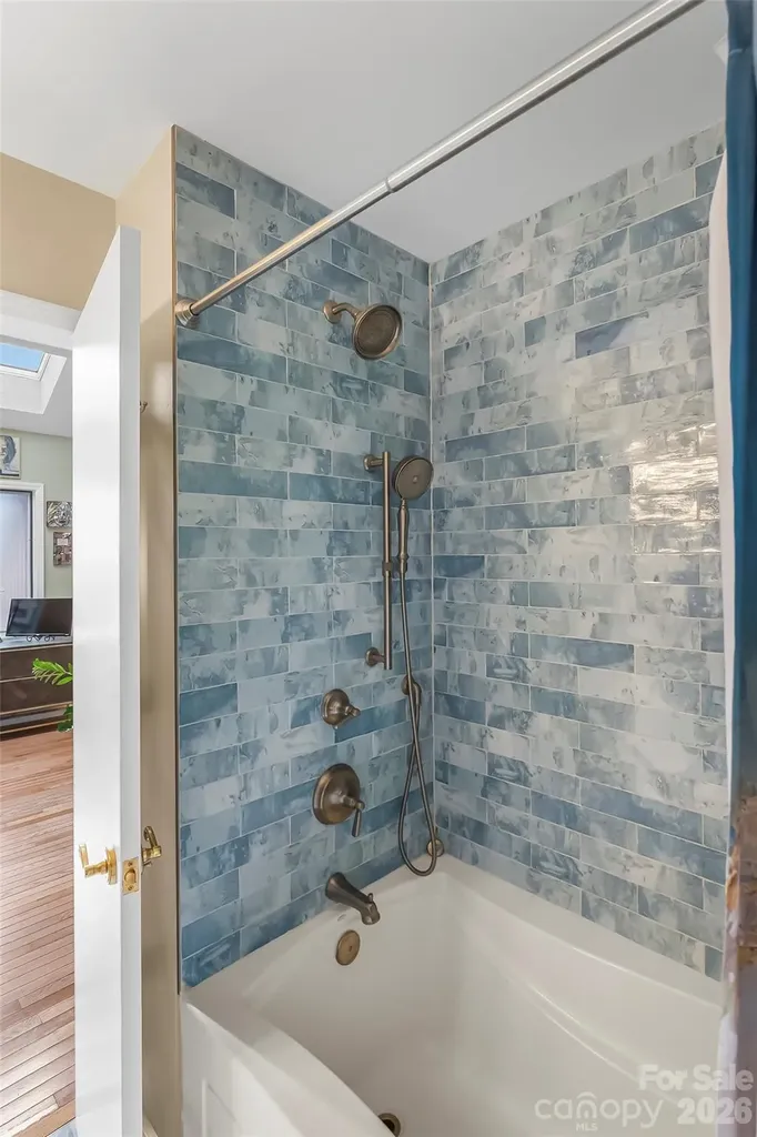 121 Stonecrest Drive Asheville NC 28803