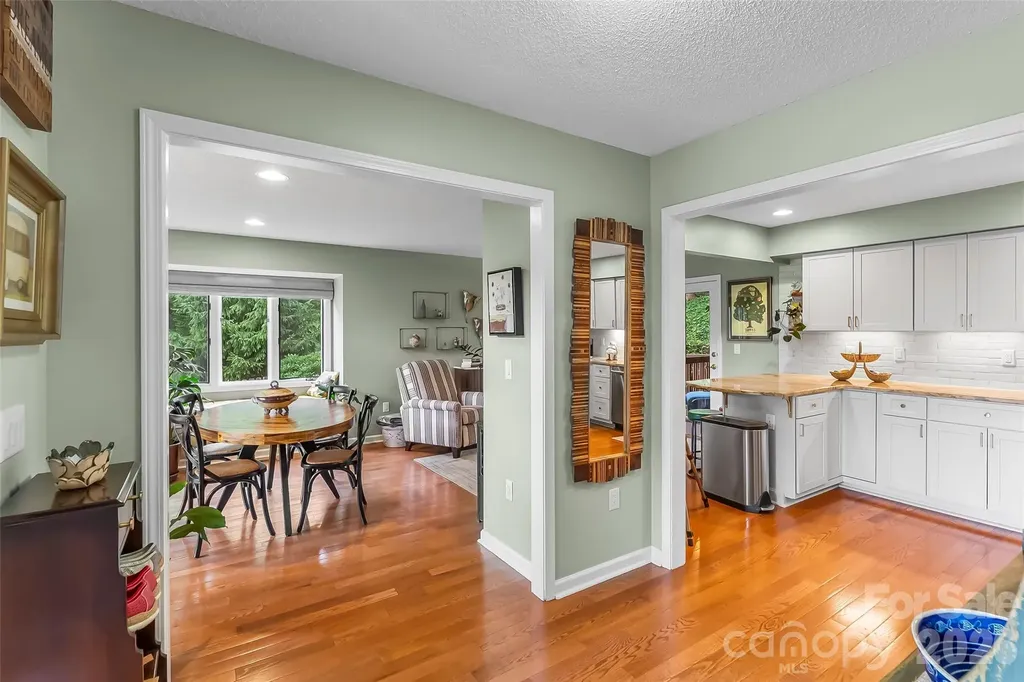 121 Stonecrest Drive Asheville NC 28803