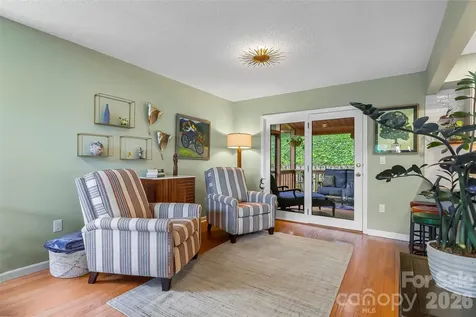 121 Stonecrest Drive Asheville NC 28803