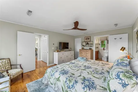 121 Stonecrest Drive Asheville NC 28803