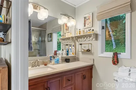 121 Stonecrest Drive Asheville NC 28803