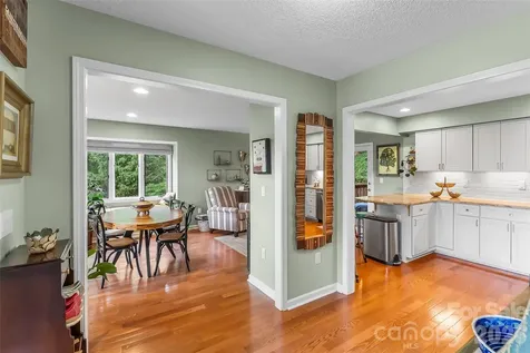 121 Stonecrest Drive Asheville NC 28803