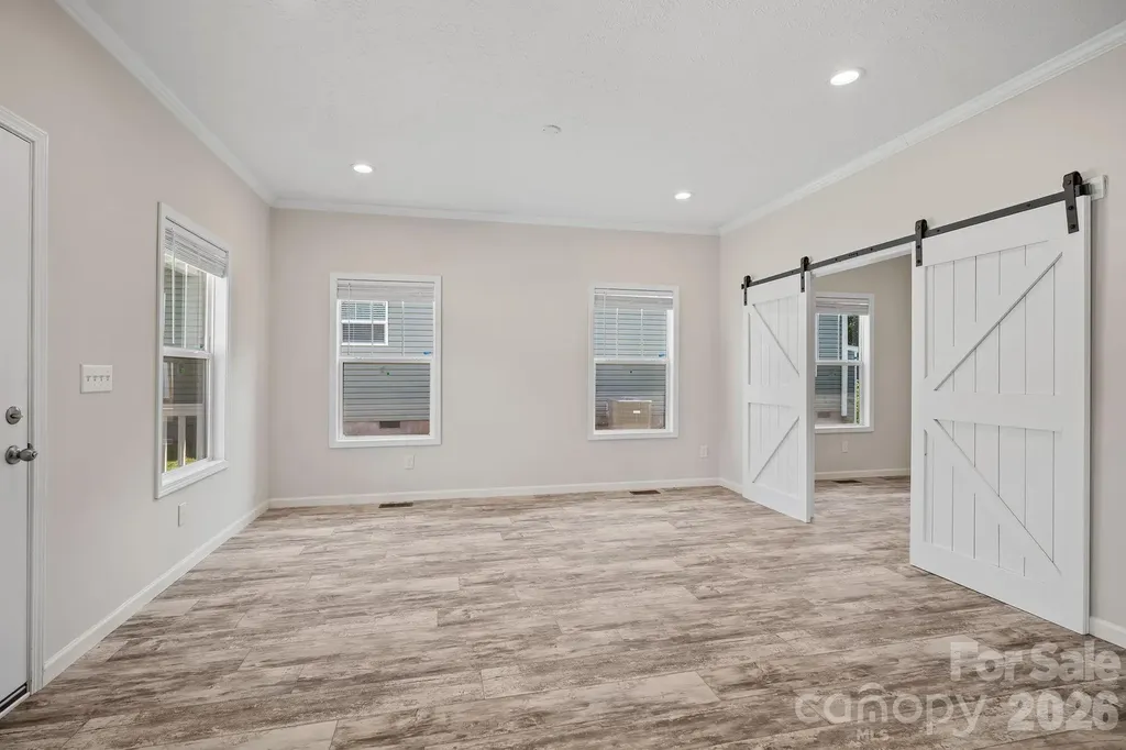 132 Bellamy Road Asheville NC 28806