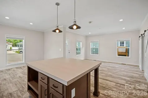 132 Bellamy Road Asheville NC 28806