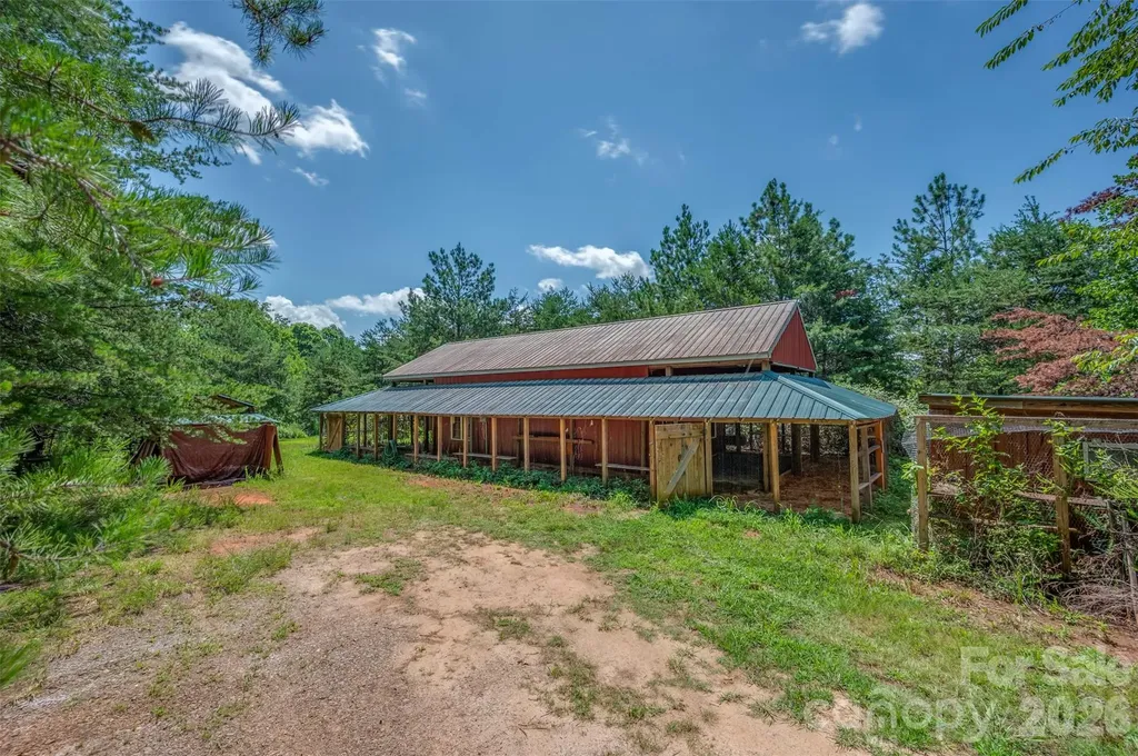 340 Right Prong Road Ellenboro NC 28040