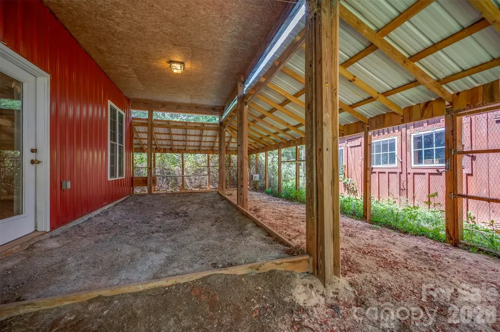 340 Right Prong Road Ellenboro NC 28040