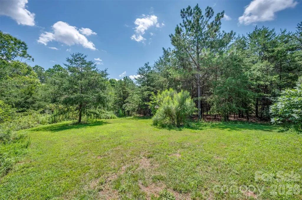 340 Right Prong Road Ellenboro NC 28040