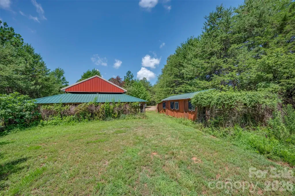 340 Right Prong Road Ellenboro NC 28040