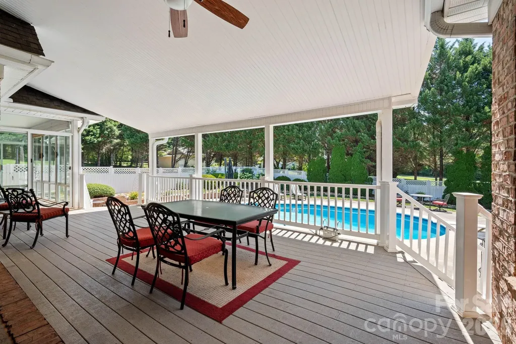 1851 29th Avenue Place NE Hickory NC 28601