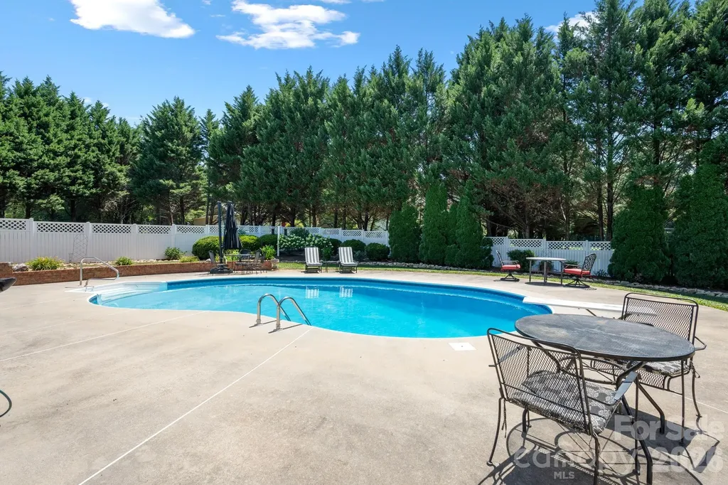 1851 29th Avenue Place NE Hickory NC 28601