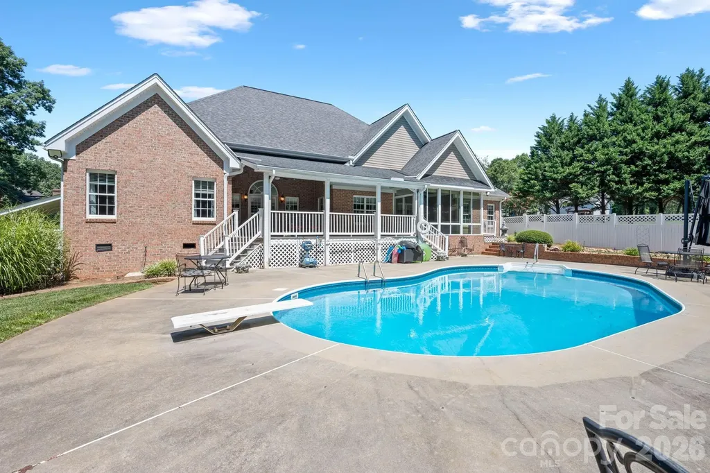1851 29th Avenue Place NE Hickory NC 28601