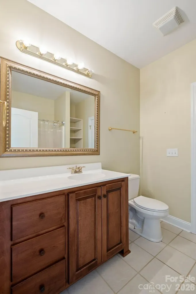 1851 29th Avenue Place NE Hickory NC 28601