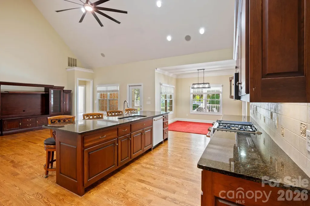 1851 29th Avenue Place NE Hickory NC 28601