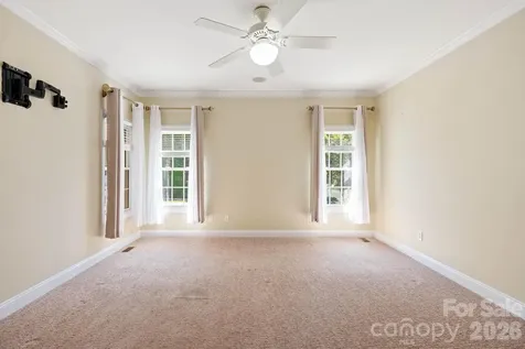1851 29th Avenue Place NE Hickory NC 28601